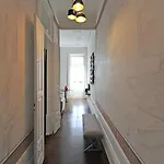 Lägenhet Flh Elegant Flat With Terrace