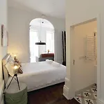Flh Elegant Flat With Terrace Apartman *