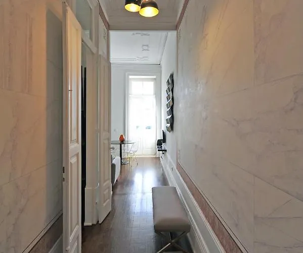 Apartman Flh Elegant Flat With Terrace