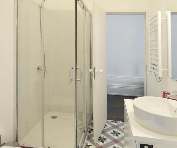 Flh Elegant Flat With Terrace * ポルト